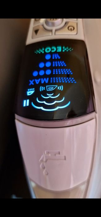 Утюг HAIER  . HI- 601