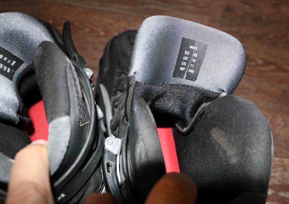 Роликовые коньки