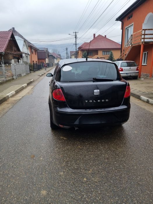 Vând Seat Toledo