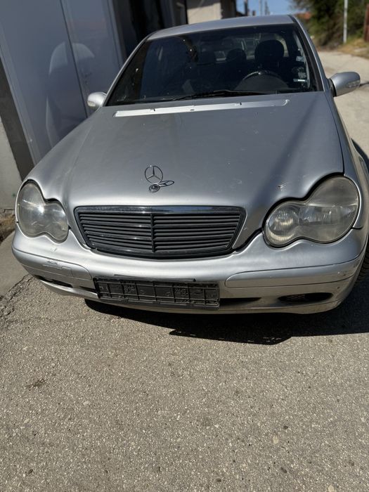 Мерцедес Ц 220 2,2цди 143кс нс части/Mercedes W203 2,2cdi 143ks na chasti