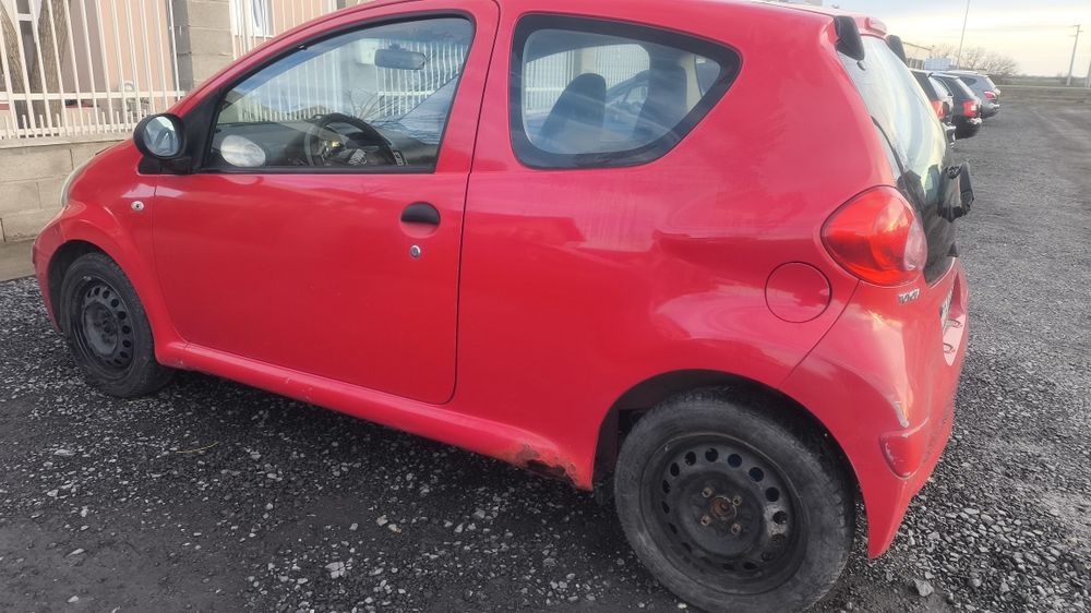 Toyota aygo 1.0 benzină
