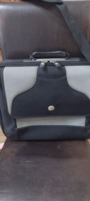 Geanta laptop Dell profesionala