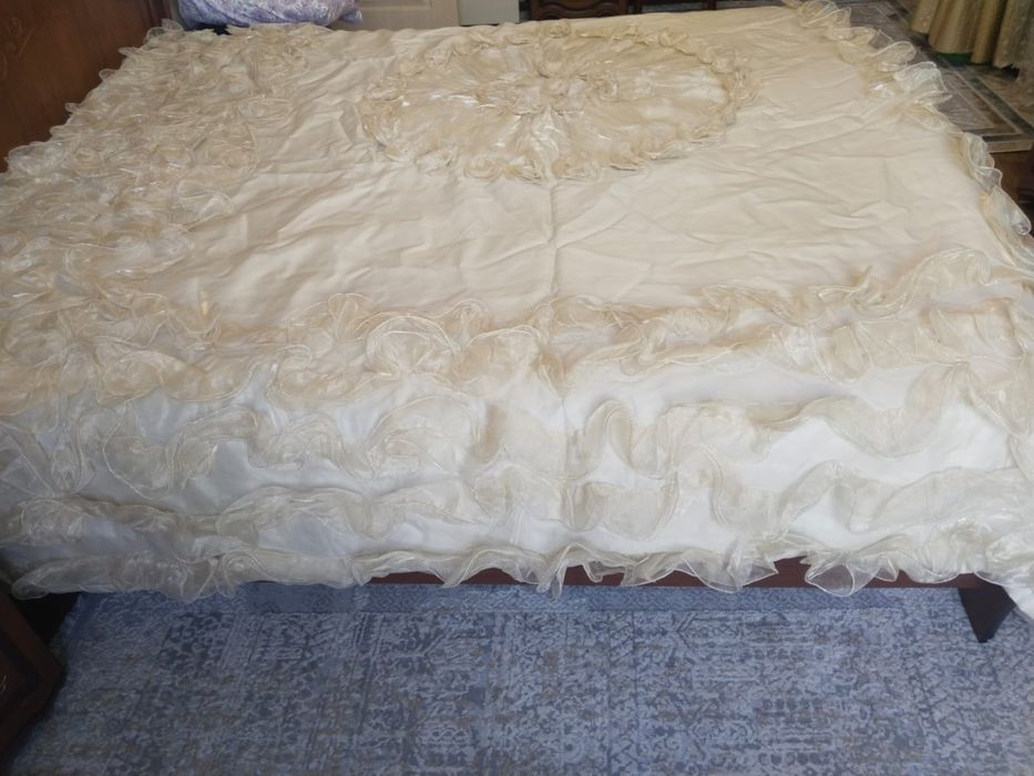 Продам, очень красивое покрывало!!!