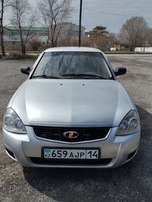 Продам живую Приору.