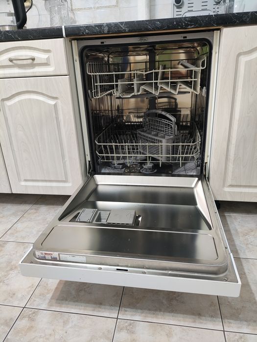 Посудомойка Bosch,
