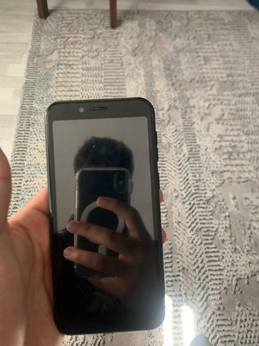 Телефон андроид отдам за дешего шего