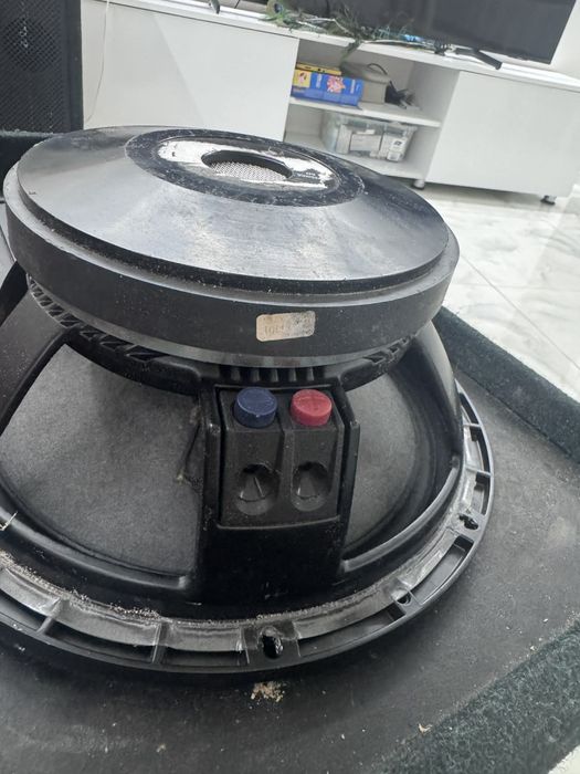 Колони 12"RCF...