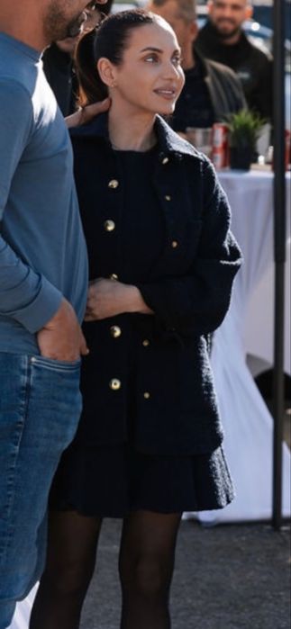 Pinko букле яке/сако със златисти брандирани копчета нова колекция