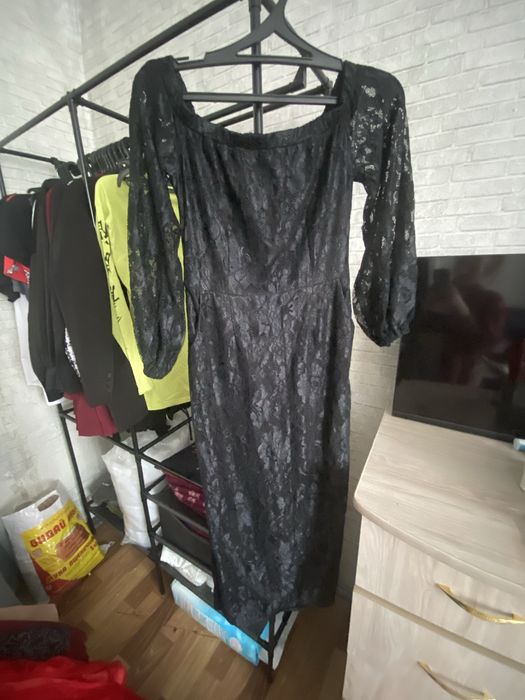 Продам женскую одежду