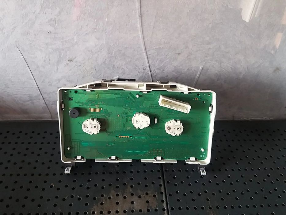 Ceasuri bord diesel nissan note e11 9u30d