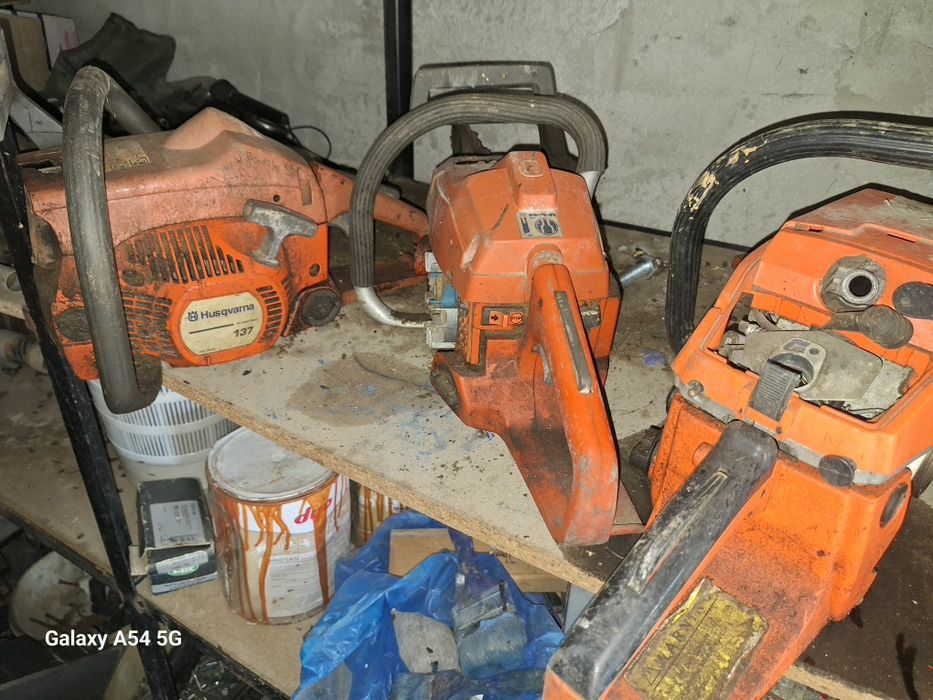 Drujbe Husqvarna 137 pentru reparat sau piese