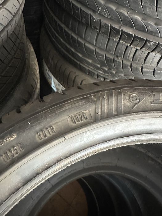 225/40/18-Dunlop
