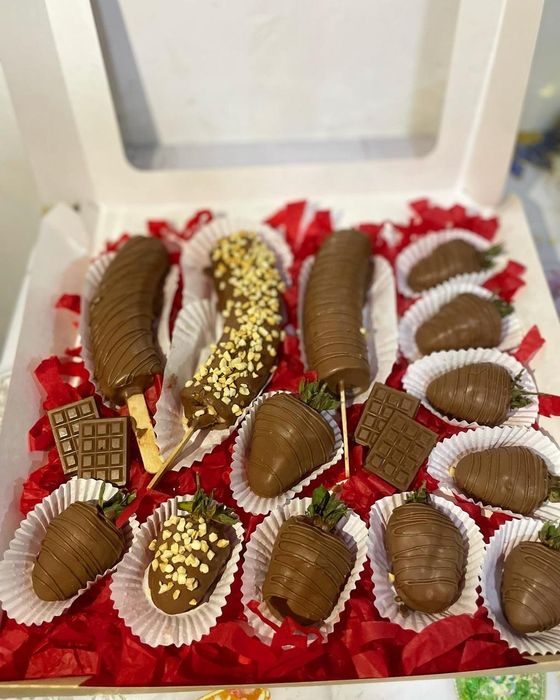 Клубника в шоколаде, оригинальный подарок