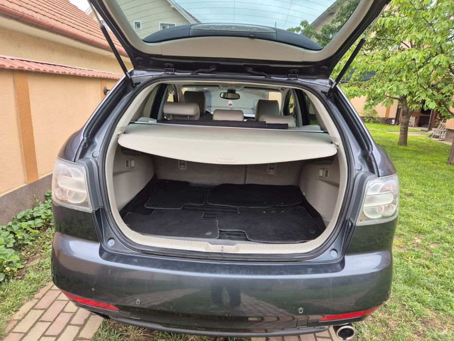 Vând Mazda cx7 cu 203.297 km