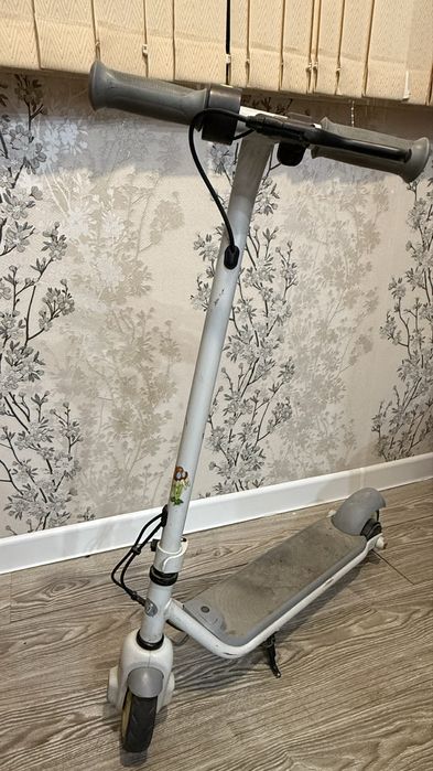 Детский электросамокат