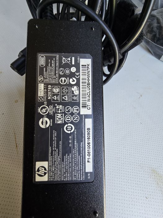 Lot 16  Încărcătoare Laptop și Monitoare – Dell, HP, Lenovo, Samsung, Acer