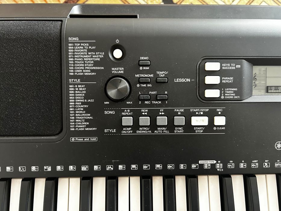 Синтезатор Yamaha