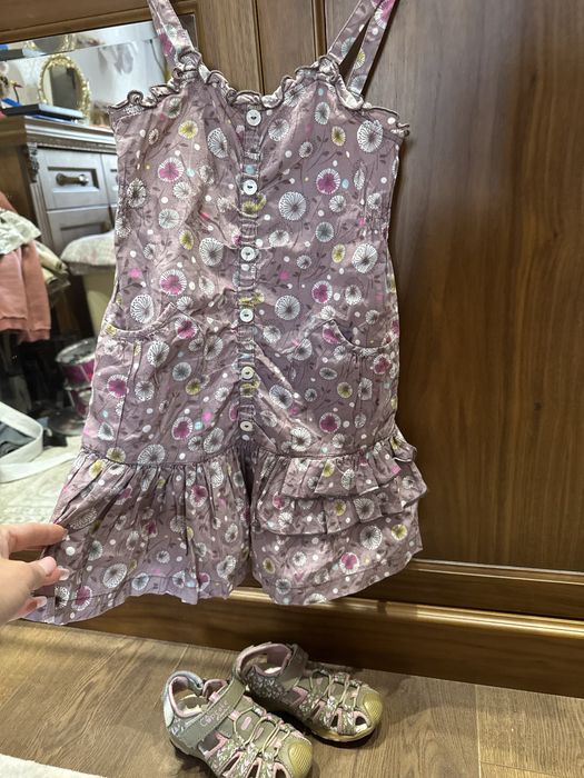 Платья и босоножки для девочки 5 - 6 лет