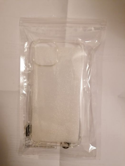 Vând husa transparenta iphone 15 noua