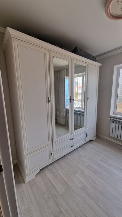 Шкаф в хорошем состоянии