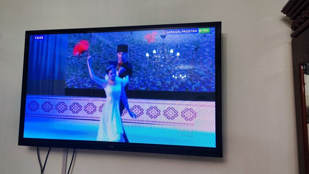 Телевизор смарт емес 50 лик бахасы 2,5 млн