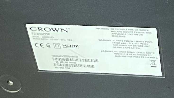 Продавам малък и компактен телевизор CROWN, модел 19253TPY.