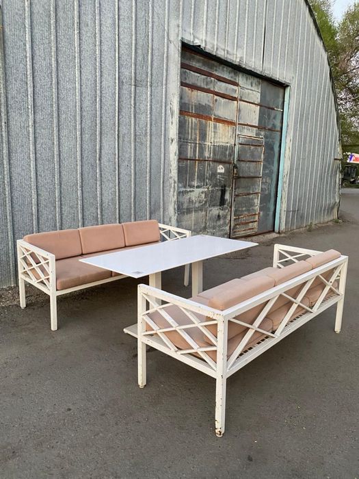 Продам летную мебель в кафе
