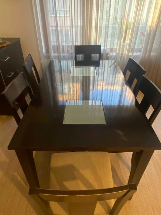 Мебели за хол и трапезария