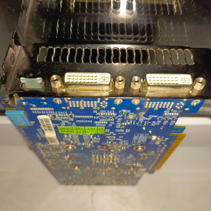 Продам Видеокарту