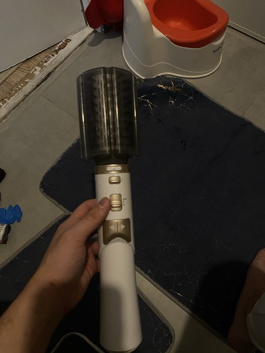 фен-щетка для укладки волос