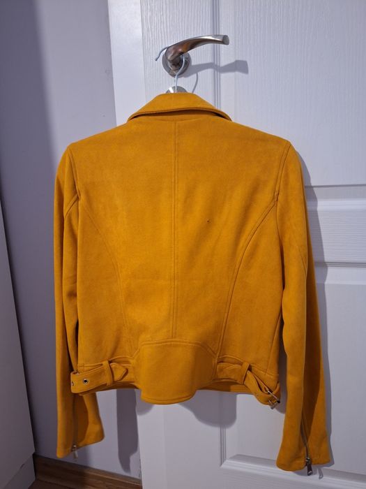 Велурено яке-цвят каки