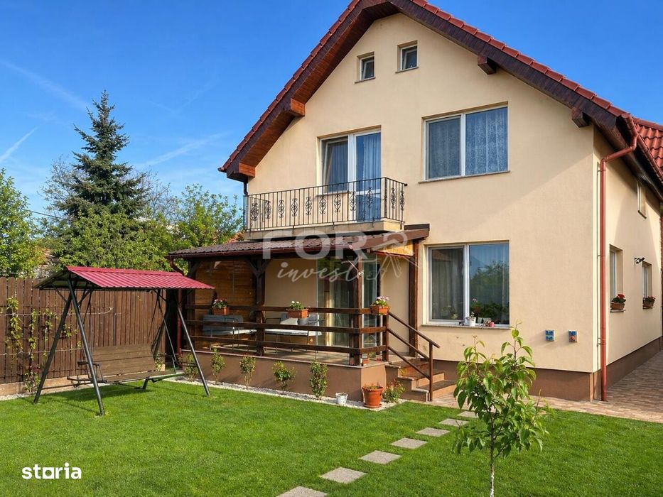 Casa cu etaj  de vanzare in zona Iosia Oradea