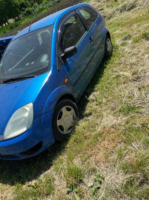 FORD Fiesta 2005 — imagine 2