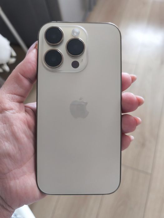 Продам Iphone 14 pro