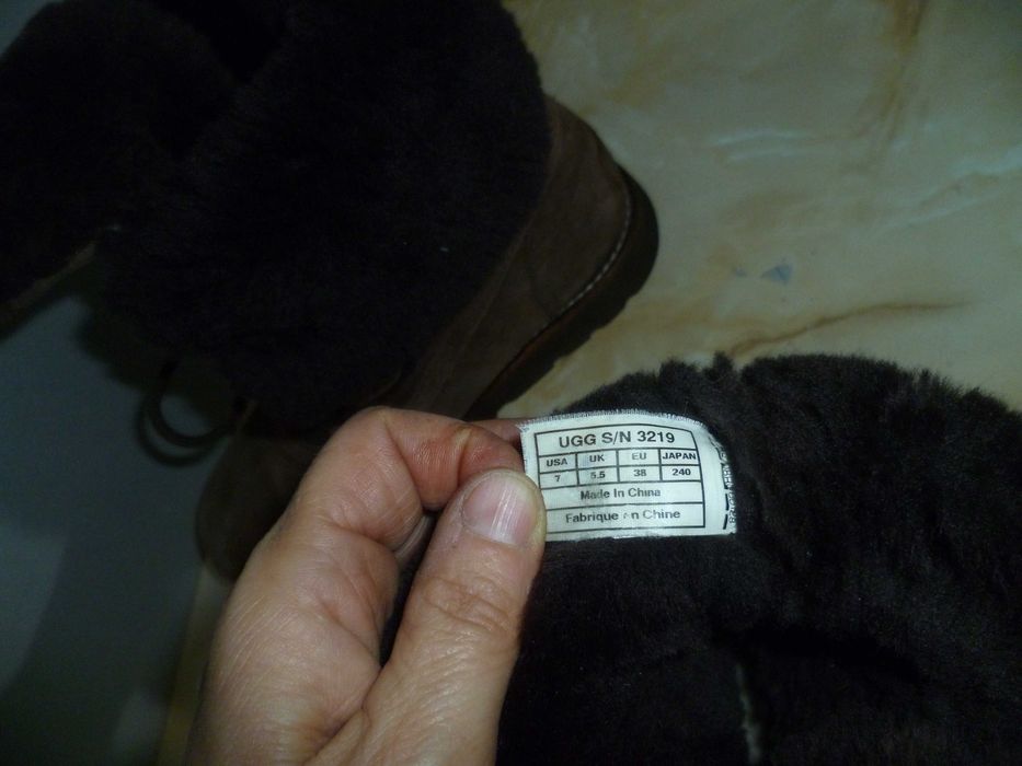UGG оригинални ботуши №38