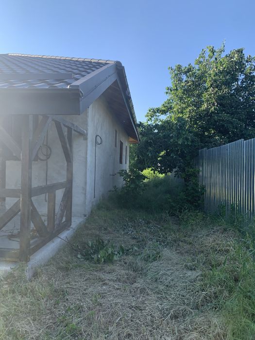 Casă individuală 145 mp | Teren 509 mp  Zonă centrală Brănești Utilități în casă