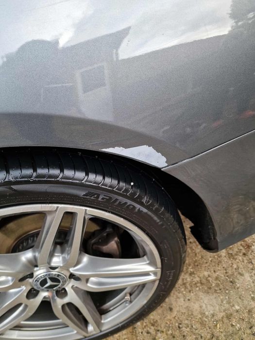 Mercedes benz E 220 AMG LINE( PREMIUM PLUS) G