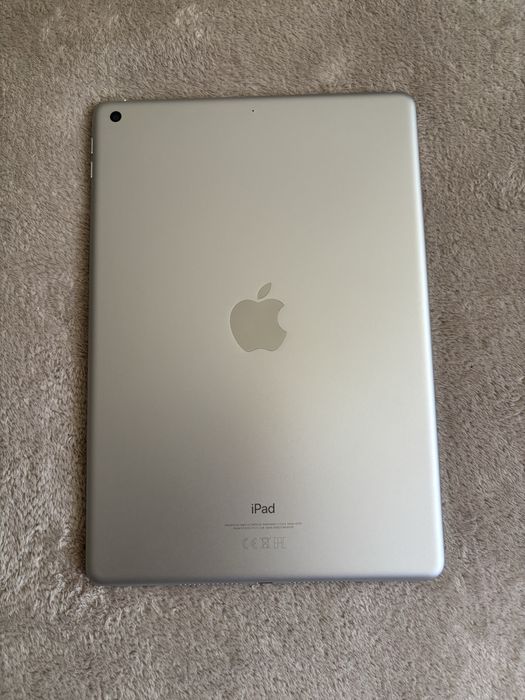 iPad 7 (2019) 128 GB Wi-Fi – stare foarte bună