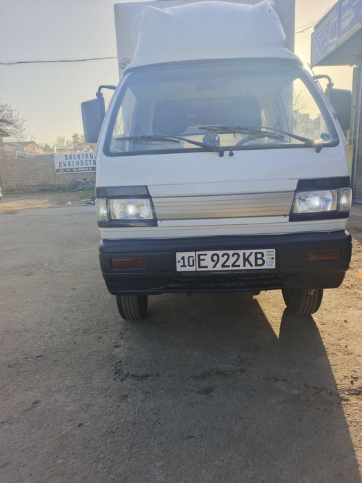 Avtomobil Labo orqasi tentlik