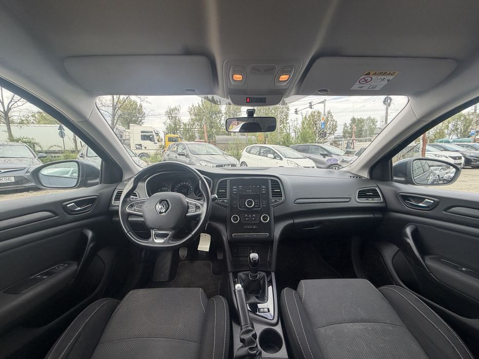 Renault Megane 4 Hatchback, 1.3 benzina manual 2019, euro 6. Nu necesita investitii, revizie, filtre si distributie schimbate cu factura !