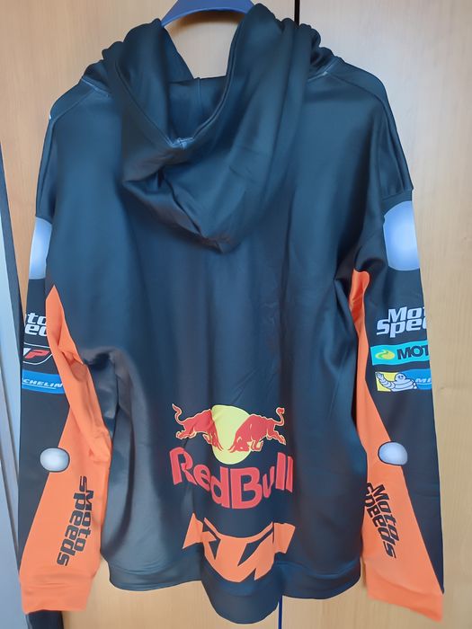 Суичъри на KTM FOX и ветровки с ципове няколко модела КТМ!!!