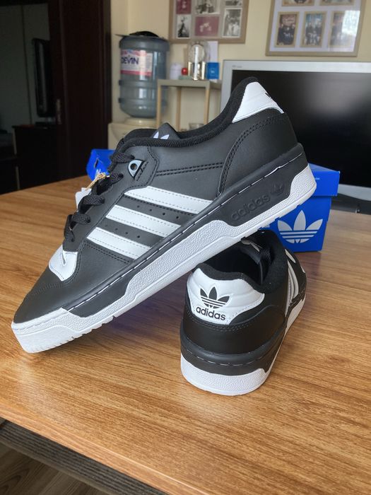 Мъжки оригинални маратонки Adidas