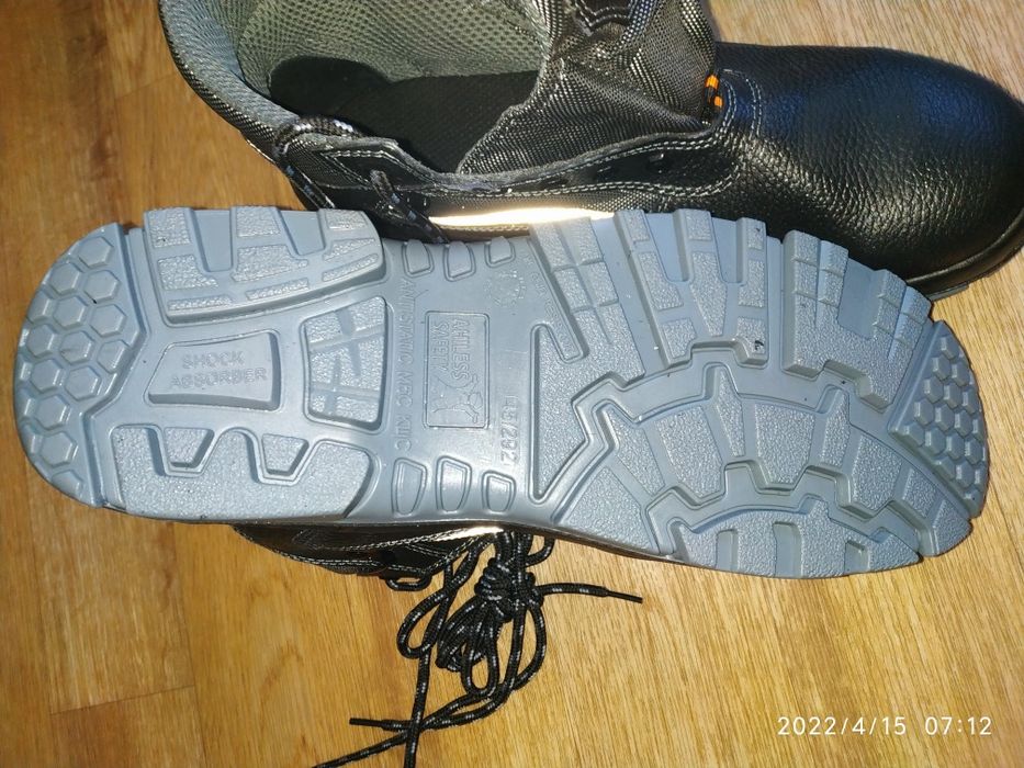 Рабочая обувь. Летняя.