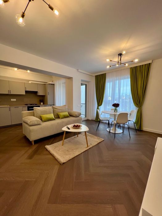 Inchiriez apartament  2 camere ( Nou )