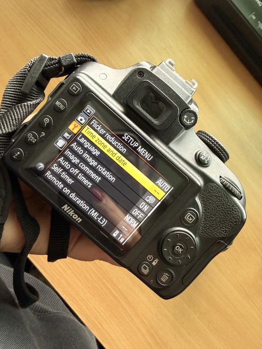 Nikon D3300 + обективи Nikkor 18-55mm и 55-300mm