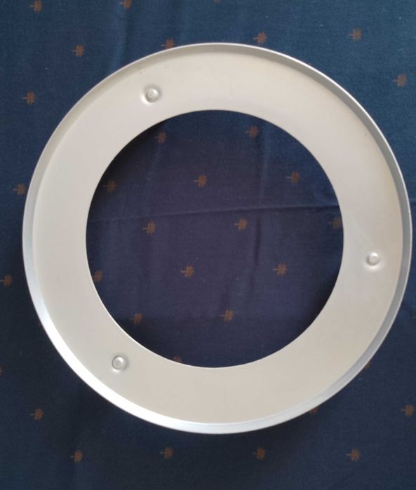 Електрическа тенджера.Чисто нова.Комплект.