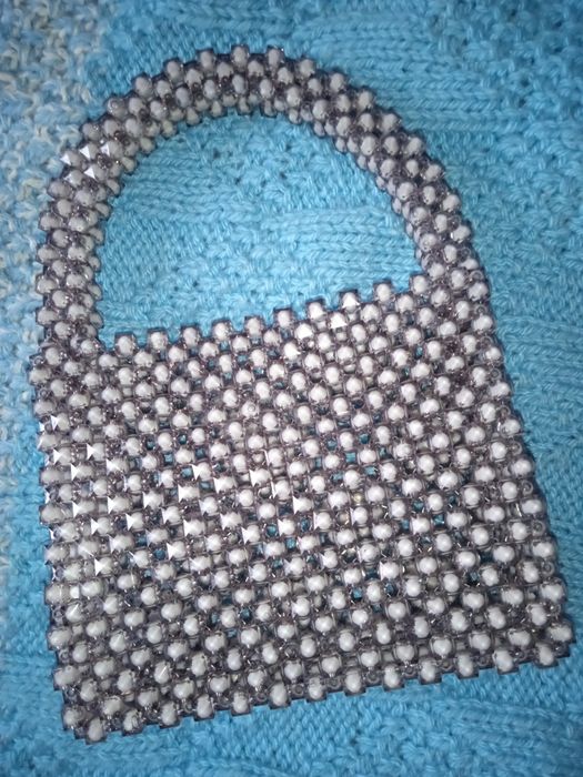 Продам сумку из бисера