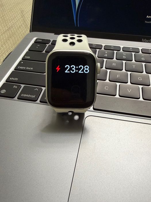 Apple Watch SE 1