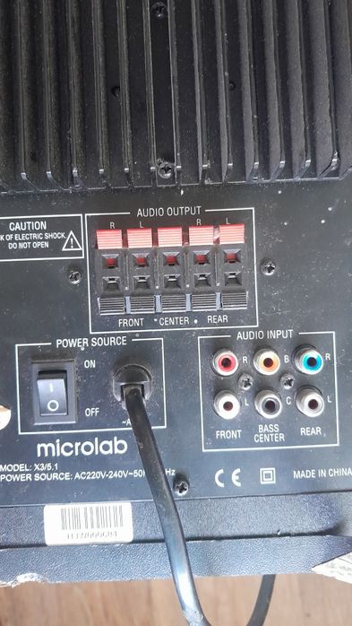 Продам сабвуфер на microlab модель x3/5.1 без колонок