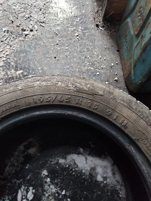 Продам 2 резины на лето